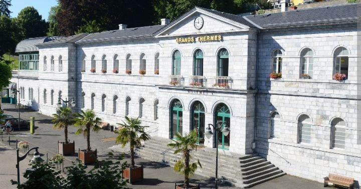 Au Centre De Bagneres-de-Bigorre